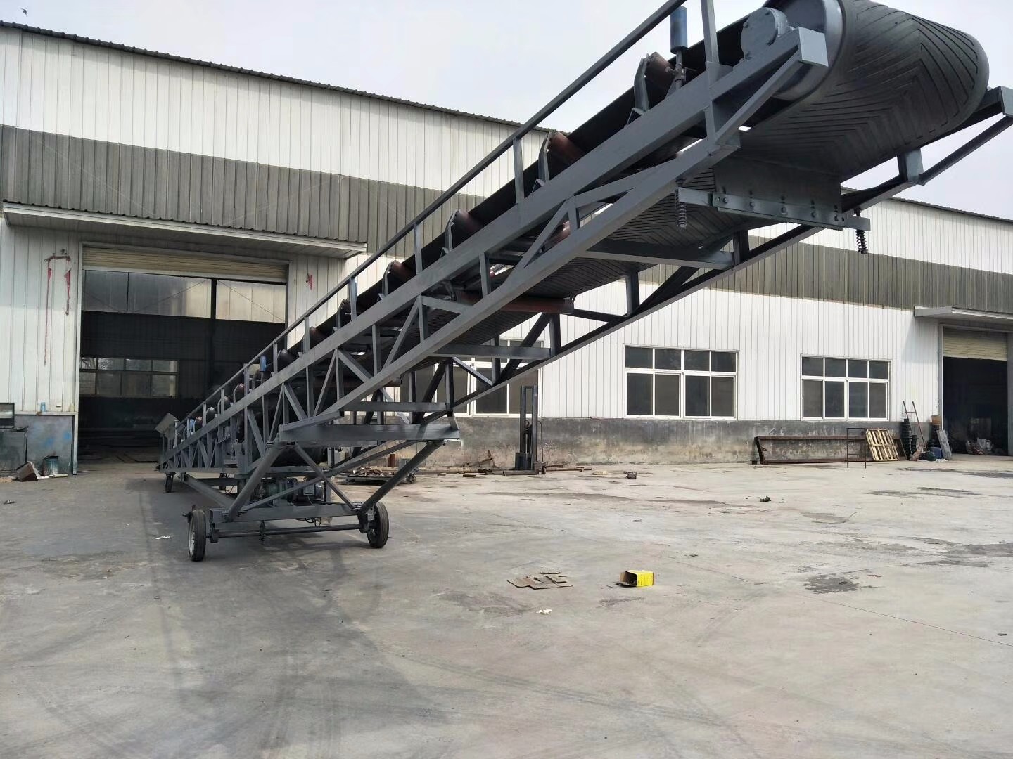 皮帶輸送機